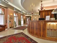 Residence San Giusto Hotels near Palatrieste