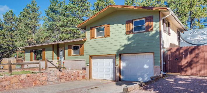 327936 Hot Tub + Mtn Views: Woodland Park Gem Hotels in Teller County
