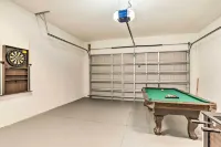 St Pete Escape w/ Patio & Yard: 6 Mi to Beach