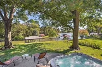 Cedar Creek Lake Home Private Dock and Hot Tub - Homestays