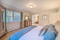Private Home w/ Hot Tub Near Jay Peak Slopes - Wifi