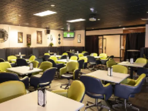 Dunvegan Inn & Suites Hotels in Fairview