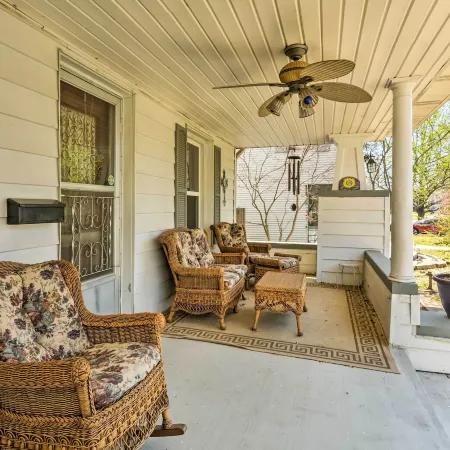 Charming Craftsman Home in Downtown Bartlesville!