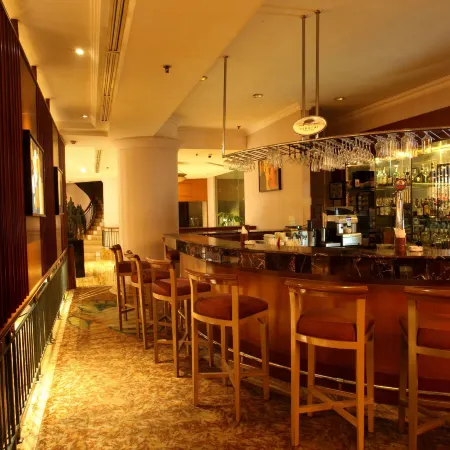 Grand Candi Hotel