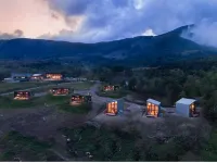 IZUMI PEAK BASE Hotel di Taiwa