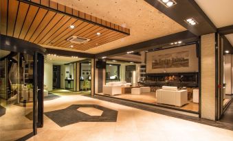 Saint George Palace Aparthotel
