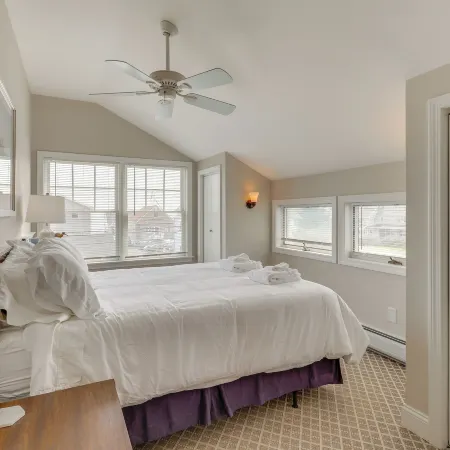 Walk to Beaches: Sunny East Haven Home w/ Yard