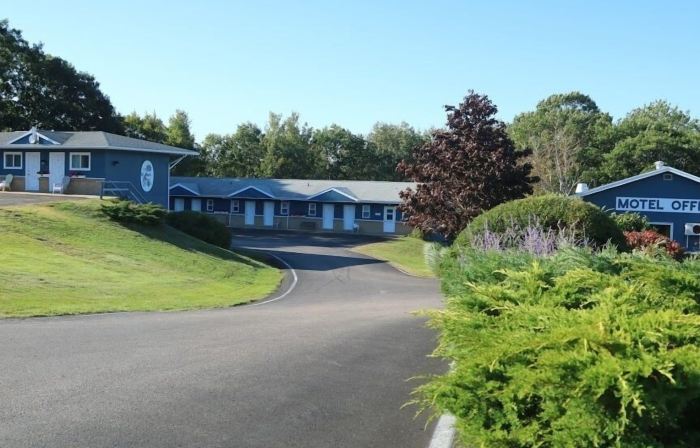 Coastal Inn - Kingfisher