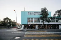 Barrys Beach Road Hotel Hotels in Bondi Beach