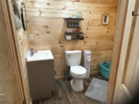 Escape to Tranquility at Wanderer's Oasis – Your Boho-Inspired Cabin Retreat Hotels in Pike County