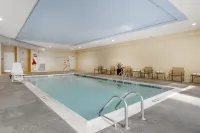Best Western Plus Elizabethtown Inn  Suites - Pools