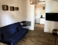 T2 Anglet near beach, port, garden not overlooked, 5 mins drive from the beach