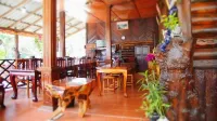 Bansuanphuhong Resort