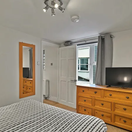 Porthole Cottage