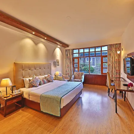 Manali Heights