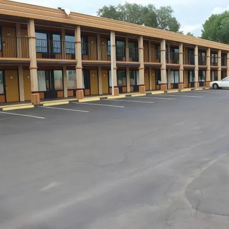 Tampa Inn Near Busch Gardens