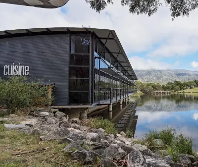 Oaks Lake Crackenback Resort