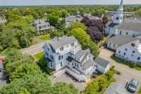 Luxury Beach Access and Elegant Design - Stunning Sea Captain's Haven Hotels in Harwich Port