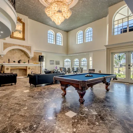 Golden Globe - luxury on the canal with pool/spa
