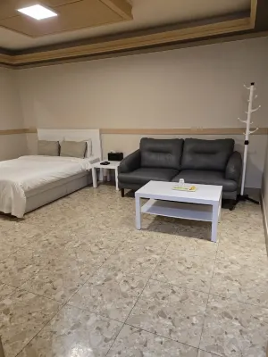 Asan (Dogo) Opera Hotels near Dogooncheon Station