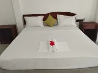 Pura Handa Home Stay Hotels in Кандалама