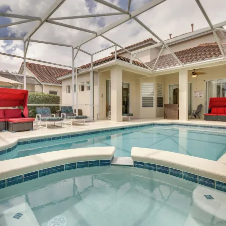 Lanai & Pool: Spacious Villa Near Disney!