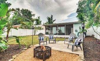 Pinellas Park Home: Swim, Golf, Grill & More!