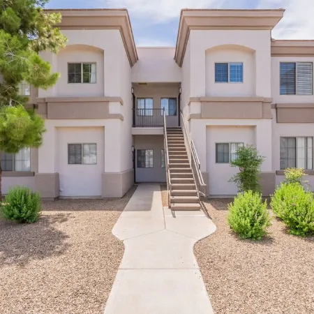 Resort living in the Sun!