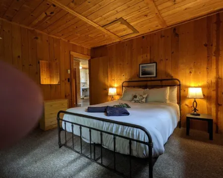 Amenities & Resort Access Included, Cabin 7 Hotels in Phelps