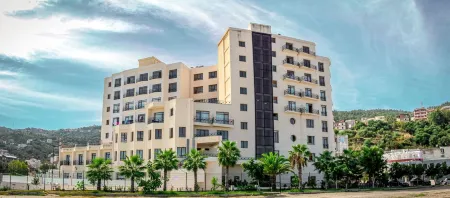 Al Moudayna Hotel - Tichy Plage Отели в г. Сук Эль Тенин