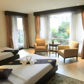 โรงแรมเดอ อาร์นี่ กรุงเทพ โรงแรมใกล้ตลาดกลางคืนพัฒน์พงษ์