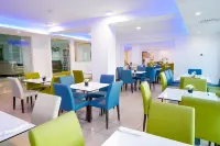 Captain Pier Hotel