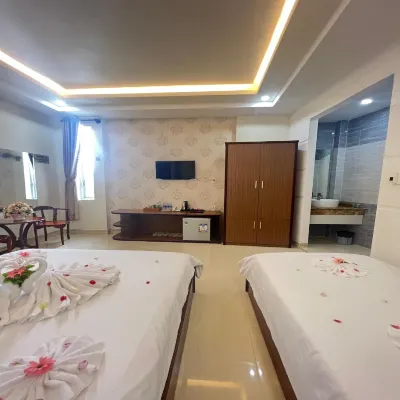 VAN LOC Hotel Hotels in An Binh