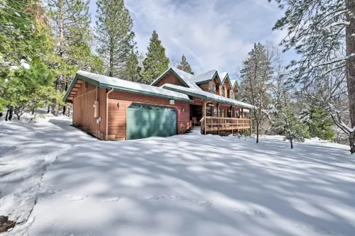 Peaceful Arnold Home w/ Hot Tub Near Bear Valley! - 3 estrellas