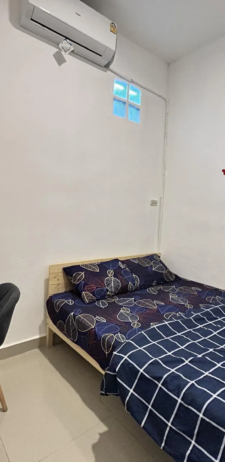 ห้องอีโคโนมี เตียงใหญ่