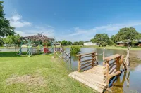 Pet-Friendly Lake Buchanan Retreat w/ Fire Pit! - Pet friendly