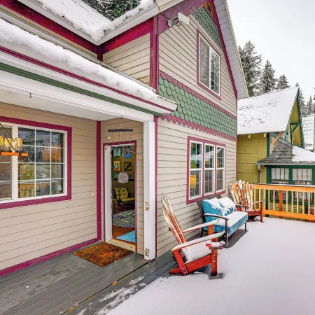 13 Mi to Skiing: Downtown Wallace Home w/ Deck