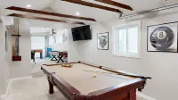 Webster Lake - One Home -Two Apartments
