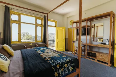 The Hosteller Kareri Hotel a 