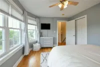 4000+ SqFt Home. Amazing Views, Private,  Close to Downtown and Yale Univeristy