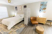 Hendrix Hideaway Hotels in Lexington