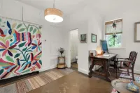 Charming Guest House at Live Oaks on the Bayou 彭薩科拉住宿飯店