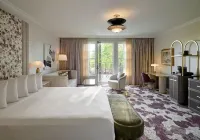 Royal Park Hotel - 4-Star