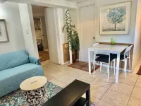 Charming 1-bedroom beautifully furnished apartment in quaint Roslyn w/Parking