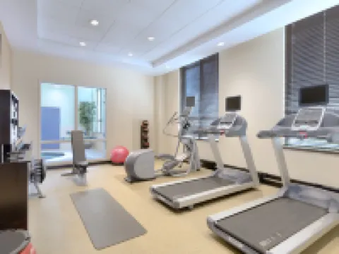 ヒルトン ガーデン イン ウースター ウースターのホテル