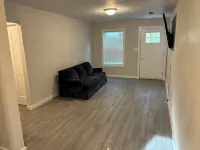 Centrally renovated apartment 3