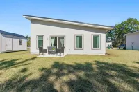 Lakefront 4Br Retreat Near Kings Bay Modern & Remote Work Ready