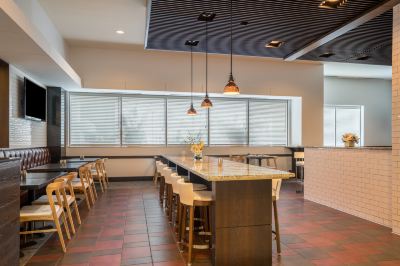 レストラン ヒルトン ミネアポリス ブルーミントンの写真