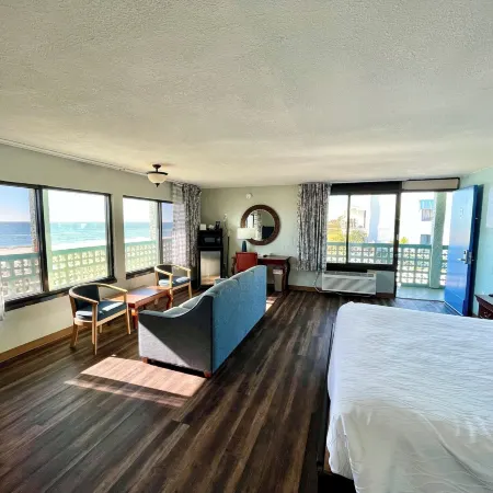 Buccaneer Inn