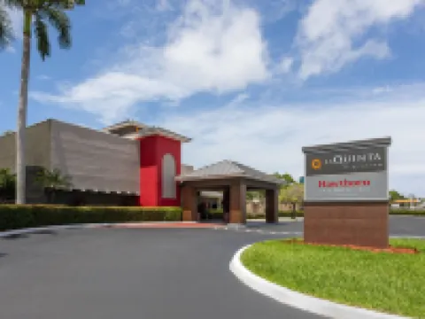 Hawthorn Extended Stay by Wyndham Ft Lauderdale Cypress Crk Hotels in Fort Lauderdale